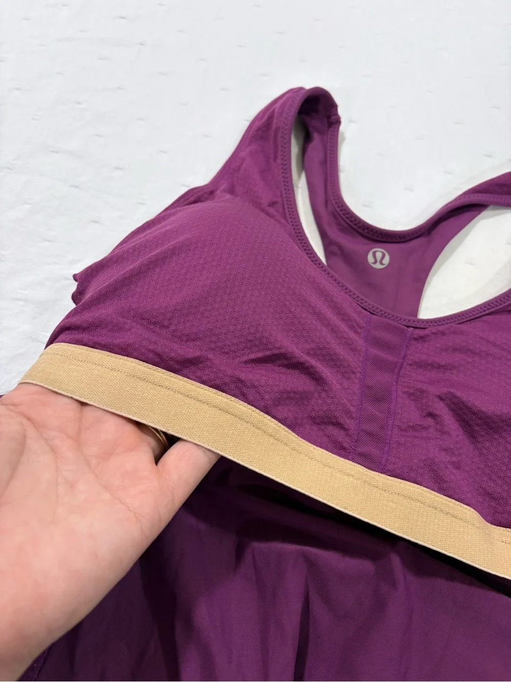 lululemon athletica excellent pre